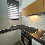 B2 3 Διαμέρισμα *